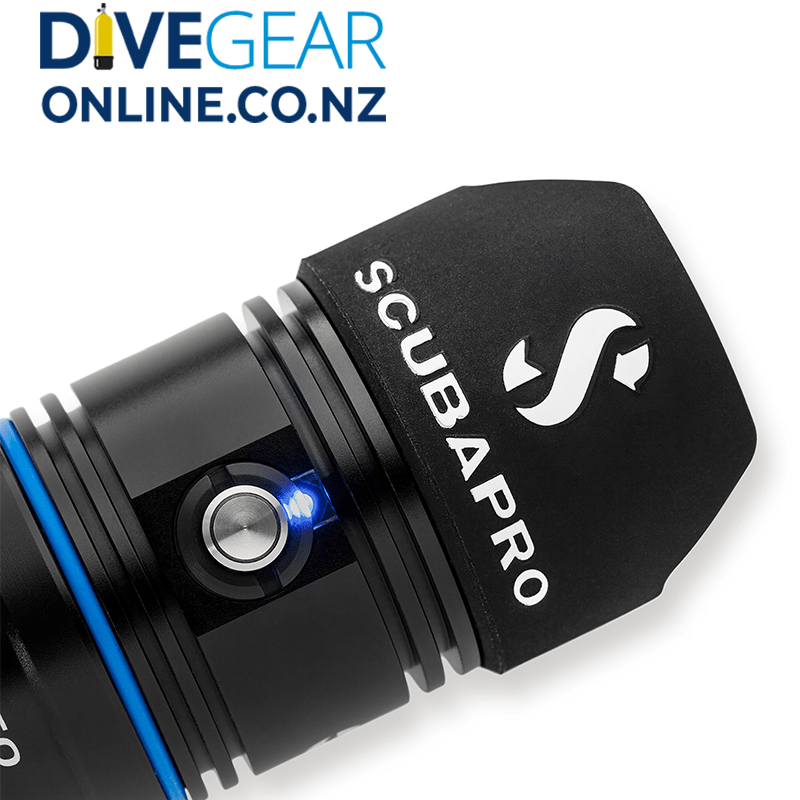 Scubapro 850 dive light