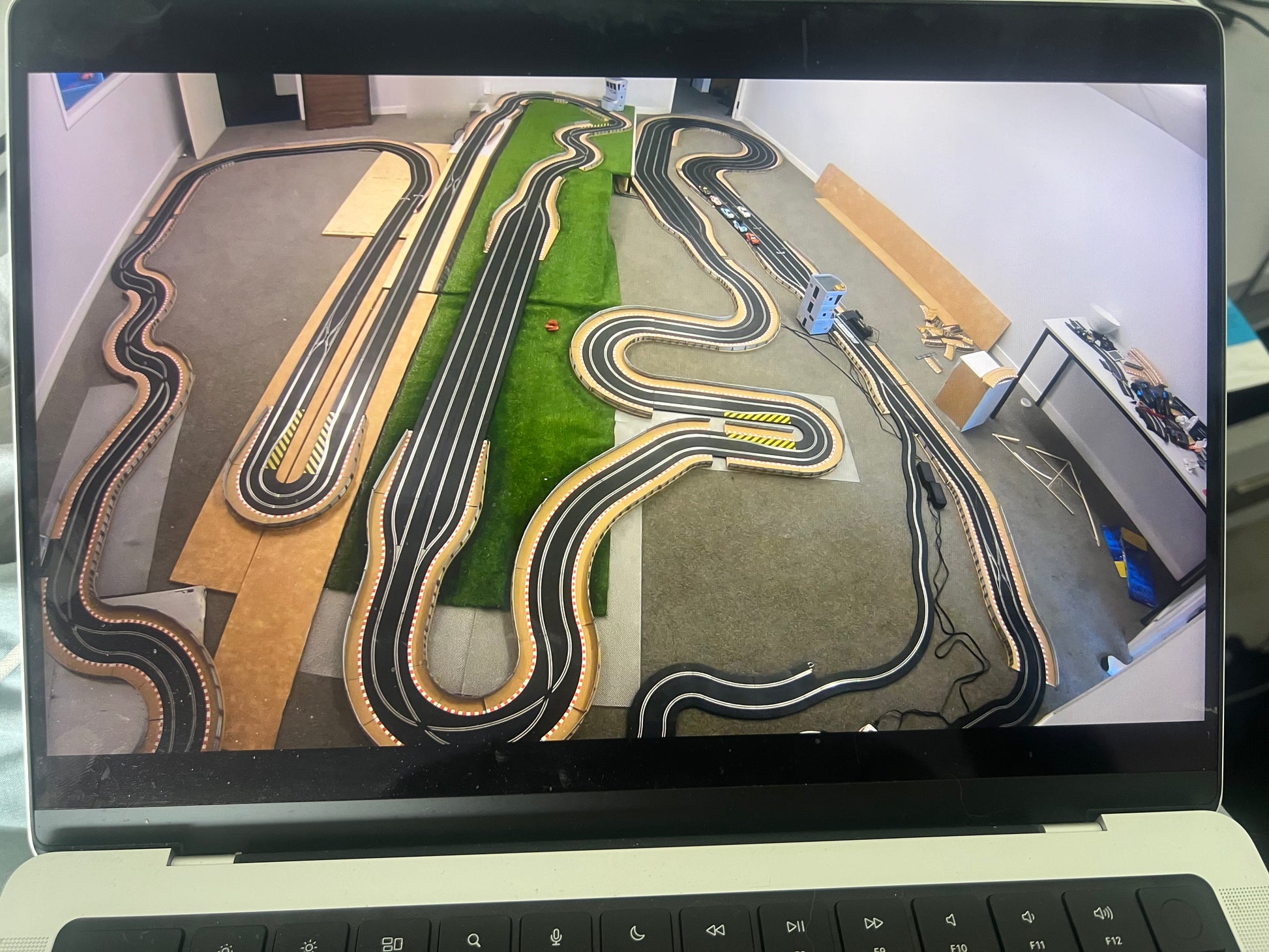 Scalextric Set - Arc Pro multi car