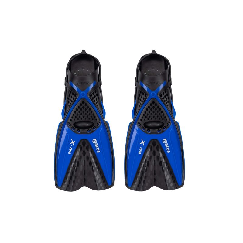 Mares Pirate Mask, Snorkel, Fin Combo close up of fins