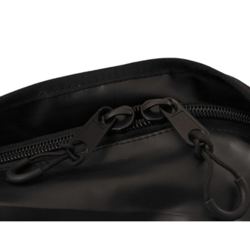 Pro dive gear bag zips