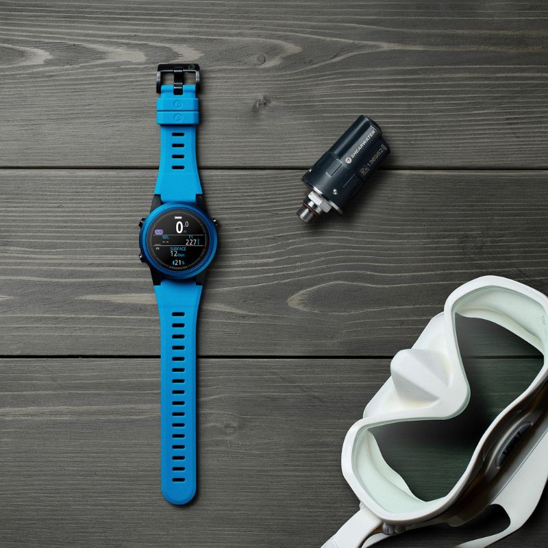Shearwater Tern TX Freedive and Scuba diving computer in limited edition blue colour with strap