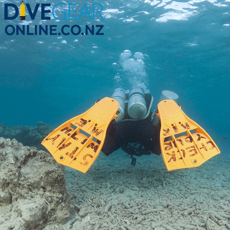 Apeks RK3 Scuba Diving Open Heel Fin in Orange on diver