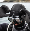 Fourth Element Kevlar glove on diver