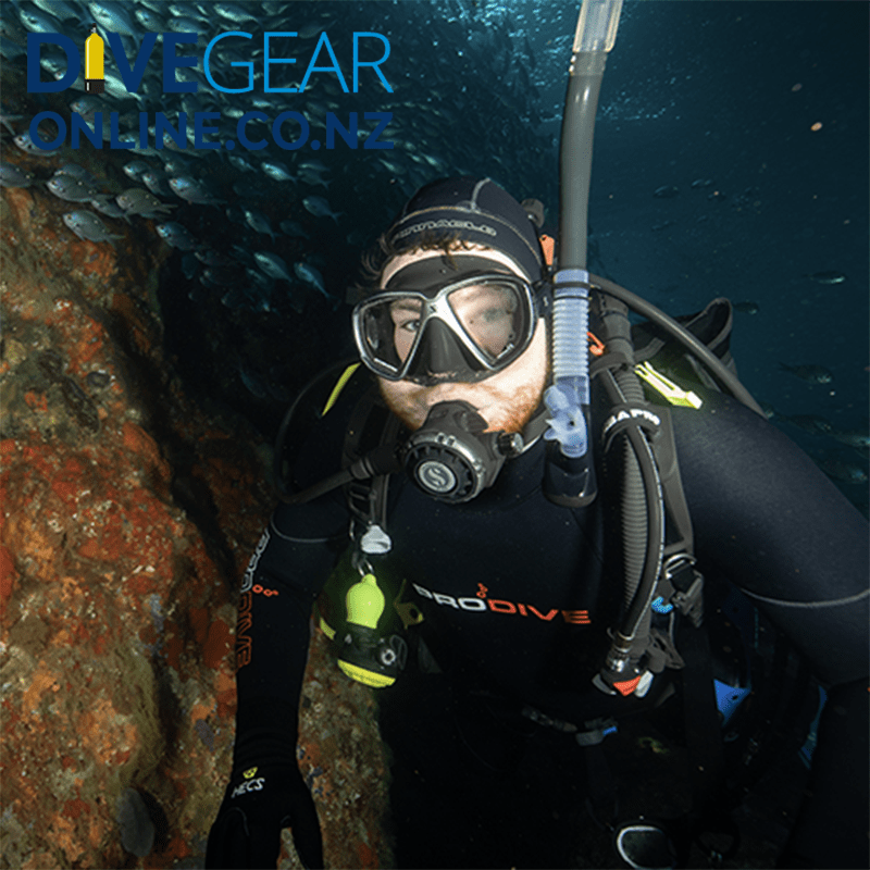 Diver wearing the prodive liberator 6mm wetsuit